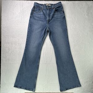 Levi Strauss, Premium 70's High rise Flare Denim Size 29x32
